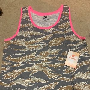 New with tags Waimea X-Large Men’s Tank
